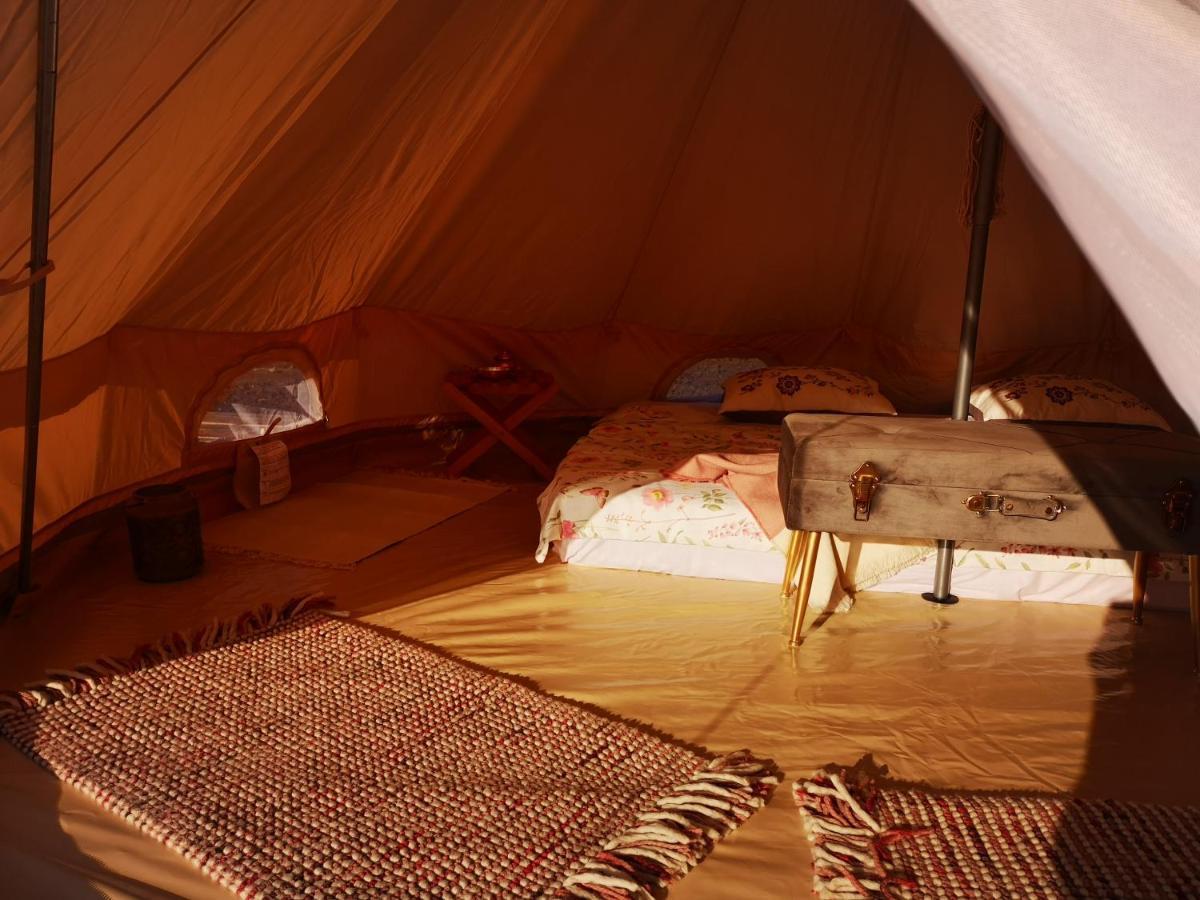 טוזלה Luna Glamping מראה חיצוני תמונה