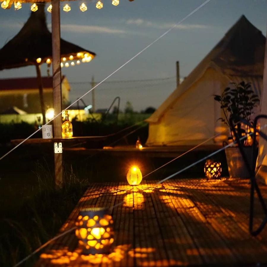 טוזלה Luna Glamping מראה חיצוני תמונה