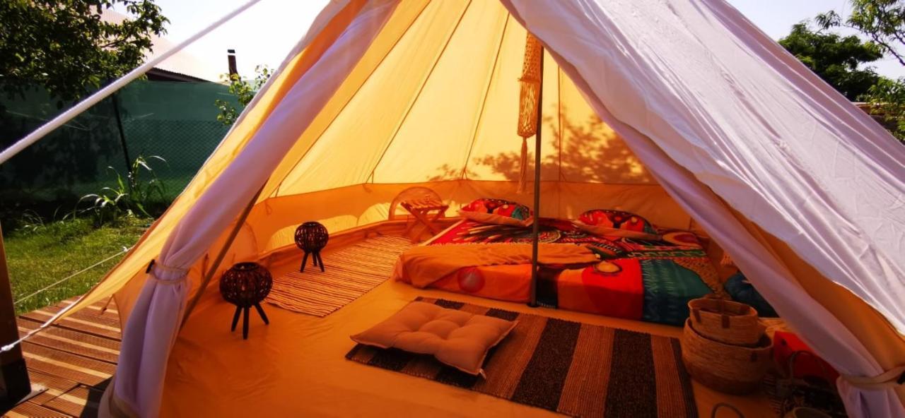 טוזלה Luna Glamping מראה חיצוני תמונה