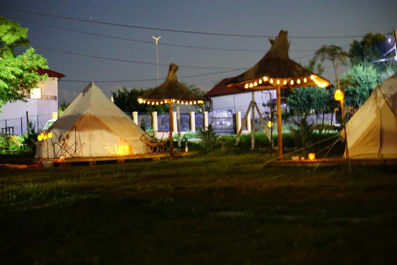 טוזלה Luna Glamping מראה חיצוני תמונה